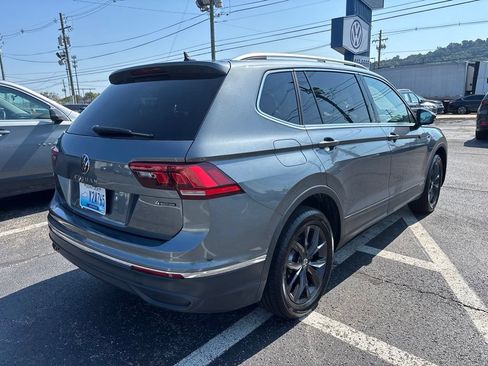 Used 2024 Volkswagen Tiguan SE AWD/4WD image 7