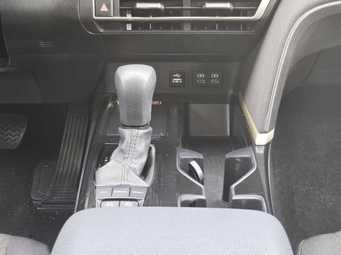 Used 2025 Toyota Camry LE FWD image 17