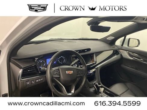 Certified 2023 Cadillac XT6 Sport w/ Technology Package AWD/4WD image 7