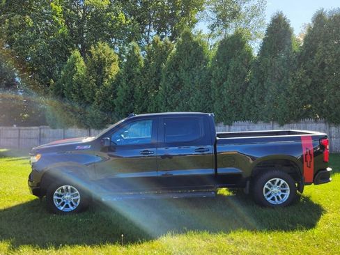 Used 2024 Chevrolet Silverado 1500 RST w/ Convenience Package II AWD/4WD image 5