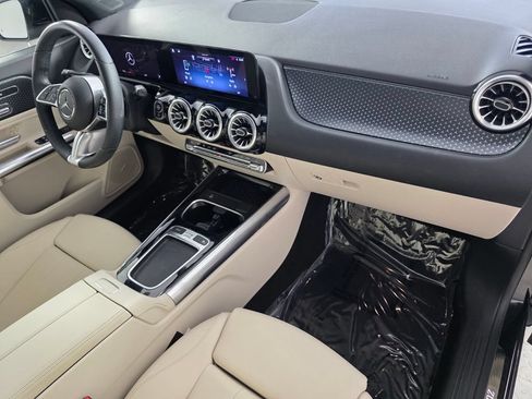 Certified 2024 Mercedes-Benz GLA 250 image 30