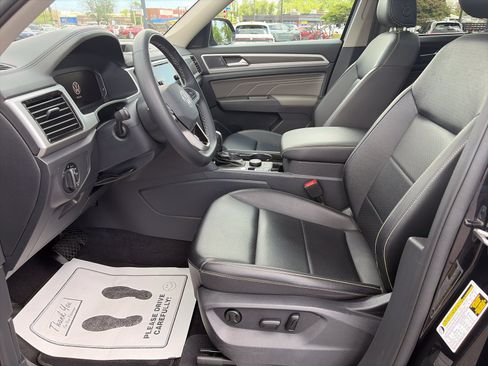 Used 2022 Volkswagen Atlas SE w/ Panoramic Sunroof Package AWD/4WD image 10