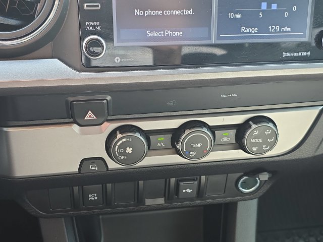 Used 2021 Toyota Tacoma SR5 w/ SR5 Appearance Package (SM) RWD image 23