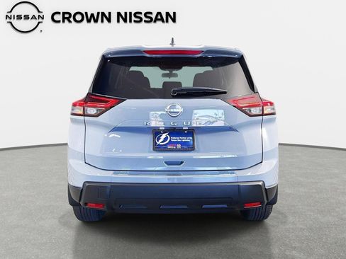 New 2026 Nissan Rogue SV FWD image 6