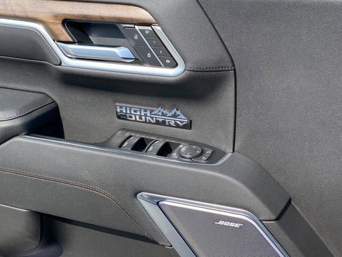 New 2026 Chevrolet Silverado 1500 High Country w/ Technology Package AWD/4WD image 23