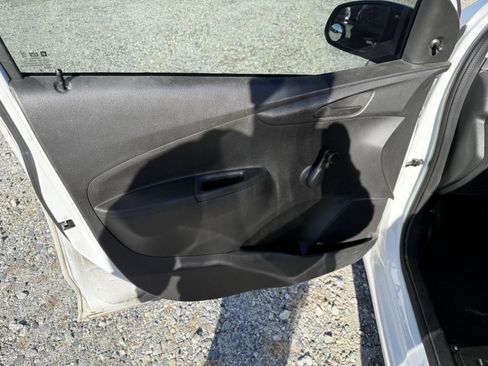 Used 2022 Chevrolet Spark LS image 9