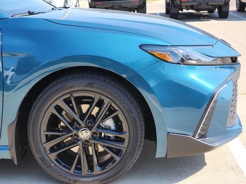 New 2026 Toyota Camry SE FWD image 6