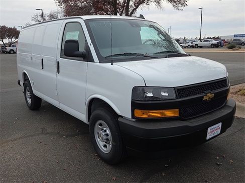 New 2025 Chevrolet Express 2500 Work Van w/ Driver Convenience Package image 6