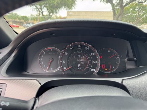 Used 2017 Honda Accord Sport image 17