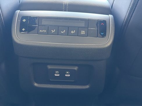 New 2026 Nissan Pathfinder SL AWD/4WD image 18