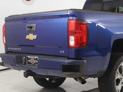 Used 2017 Chevrolet Silverado 1500 LTZ Z71 w/ LTZ Plus Package AWD/4WD image 40