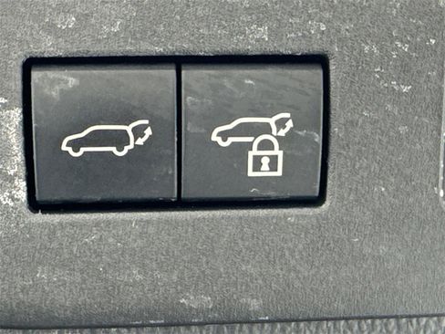 Used 2024 Toyota Land Cruiser image 22