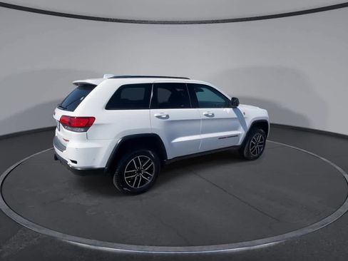 Used 2021 Jeep Grand Cherokee Trailhawk w/ Premium Lighting Group AWD/4WD image 8