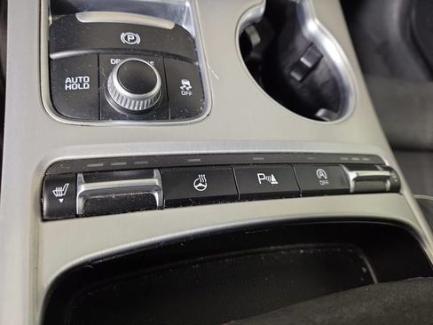 Used 2019 Kia Stinger GTS AWD/4WD image 25