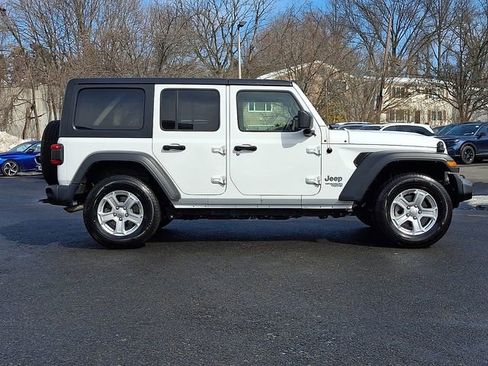 Used 2019 Jeep Wrangler Unlimited Sport S image 7