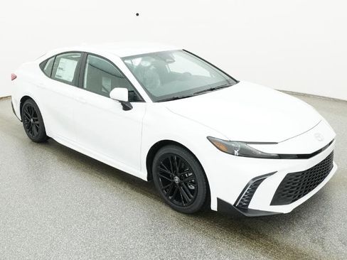 New 2026 Toyota Camry SE FWD image 43