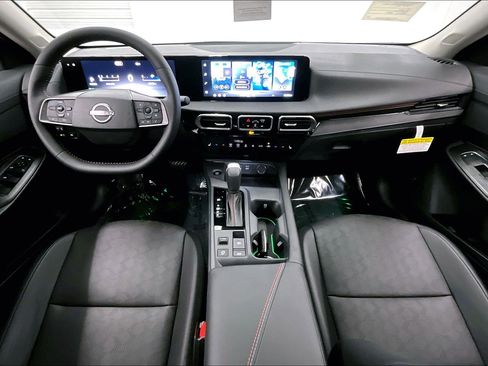 New 2026 Nissan Sentra SR w/ SR Premium Package FWD image 6