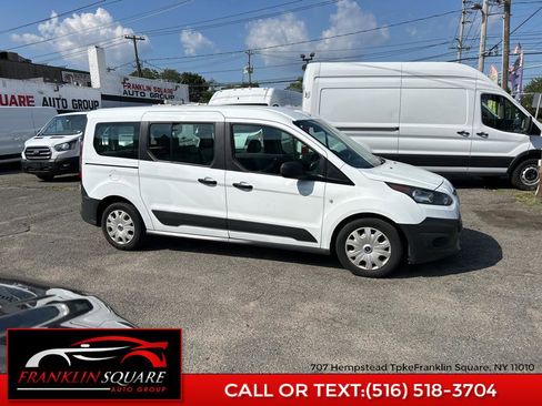 Used 2017 Ford Transit Connect XL image 5