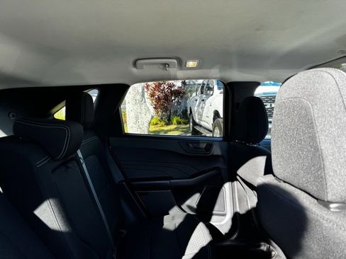 Used 2023 Ford Escape Active w/ Cold Weather Package image 15