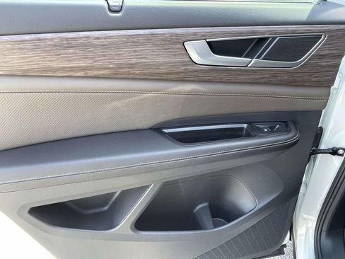 New 2026 Volkswagen Atlas SEL AWD/4WD image 14