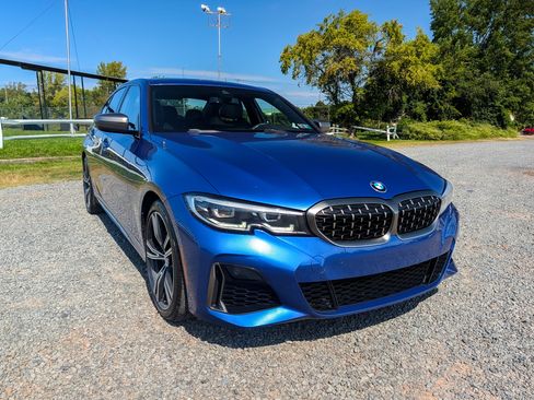Used 2020 BMW M340i xDrive w/ Premium Package AWD/4WD image 3