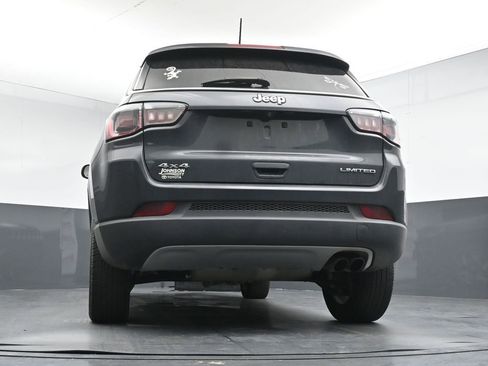 Used 2018 Jeep Compass Limited w/ Navigation Group AWD/4WD image 22