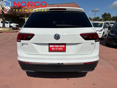 Used 2018 Volkswagen Tiguan SE image 7