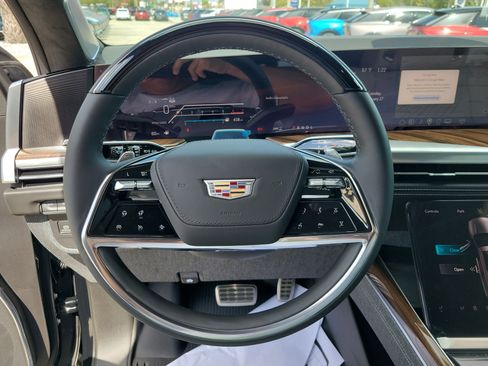 New 2026 Cadillac Escalade ESV Platinum Sport image 31