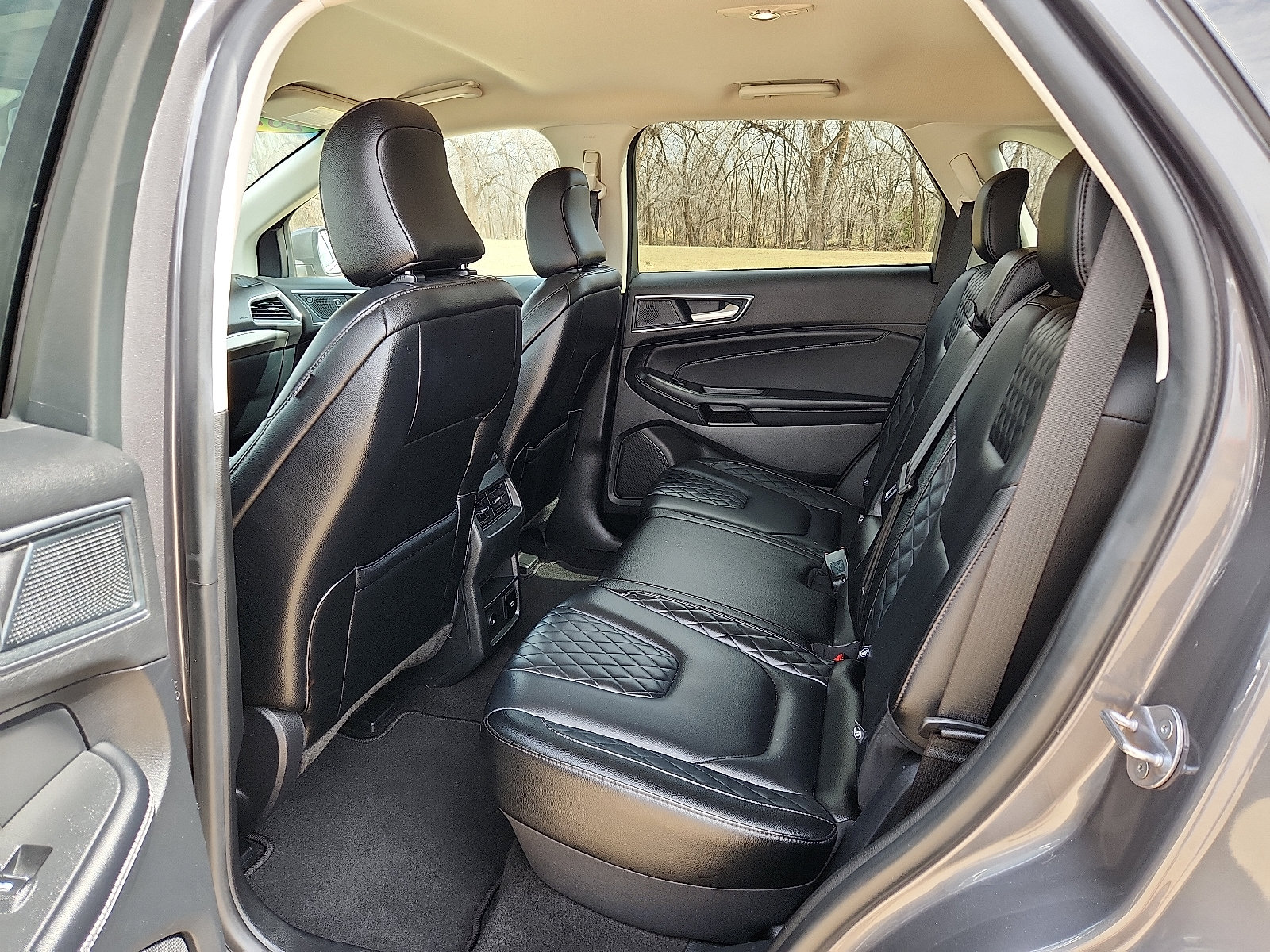Used 2024 Ford Edge Titanium AWD/4WD image 11