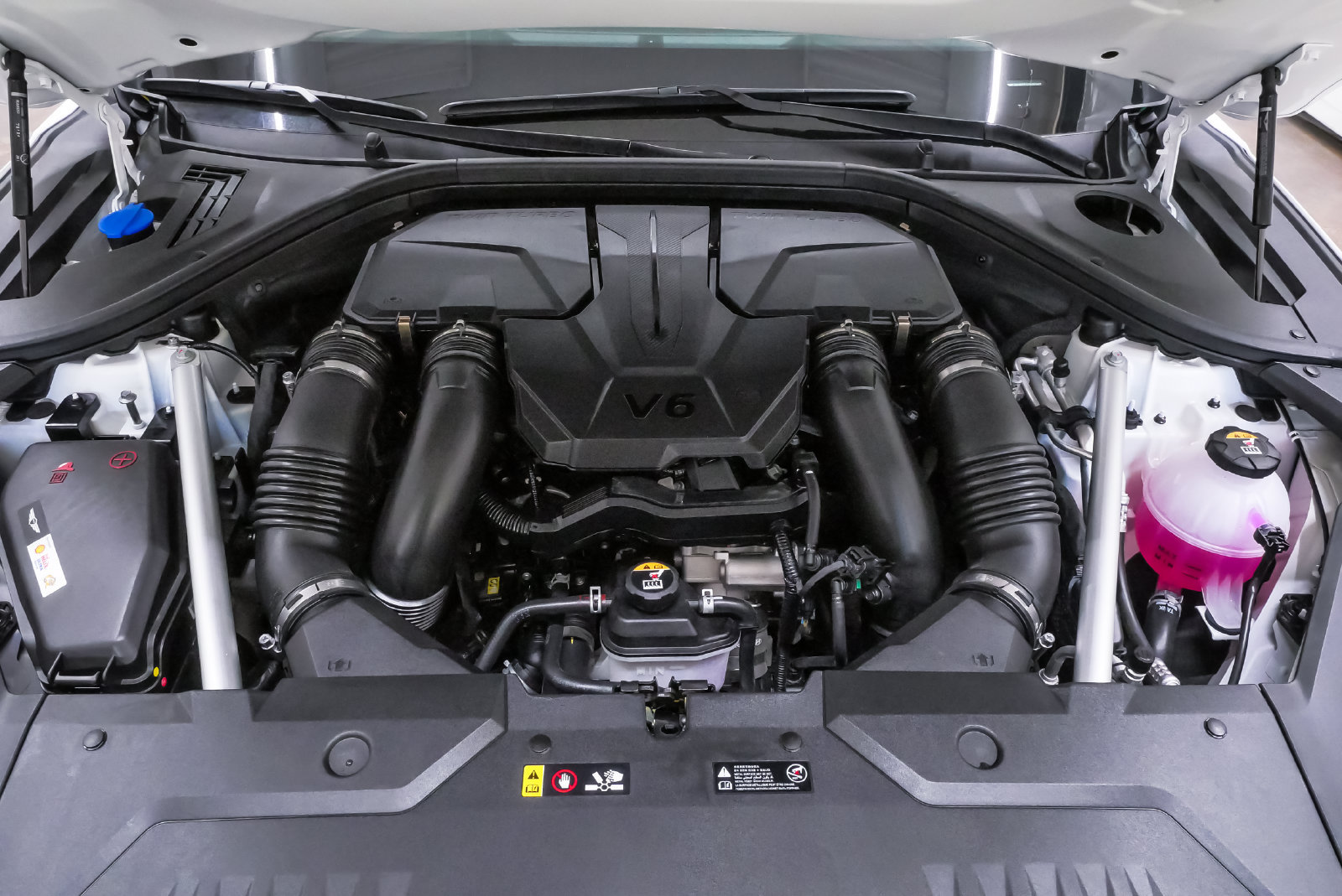Certified 2026 Genesis GV70 3.5T Sport Advanced AWD/4WD image 27