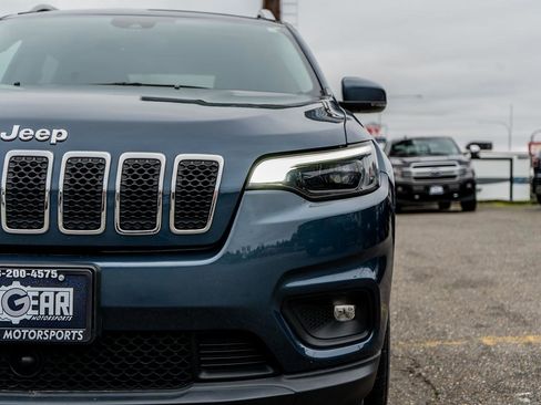 Used 2020 Jeep Cherokee Latitude Plus w/ Comfort/Convenience Group image 7