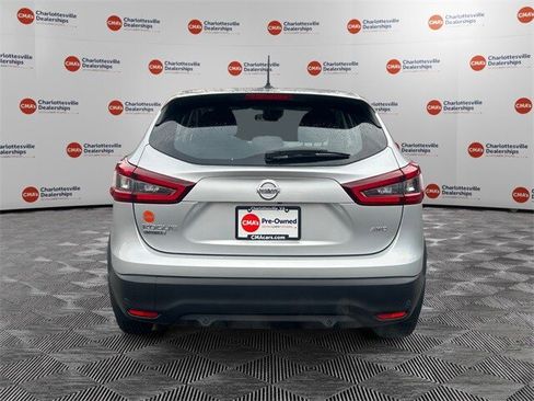 Used 2020 Nissan Rogue Sport S image 4