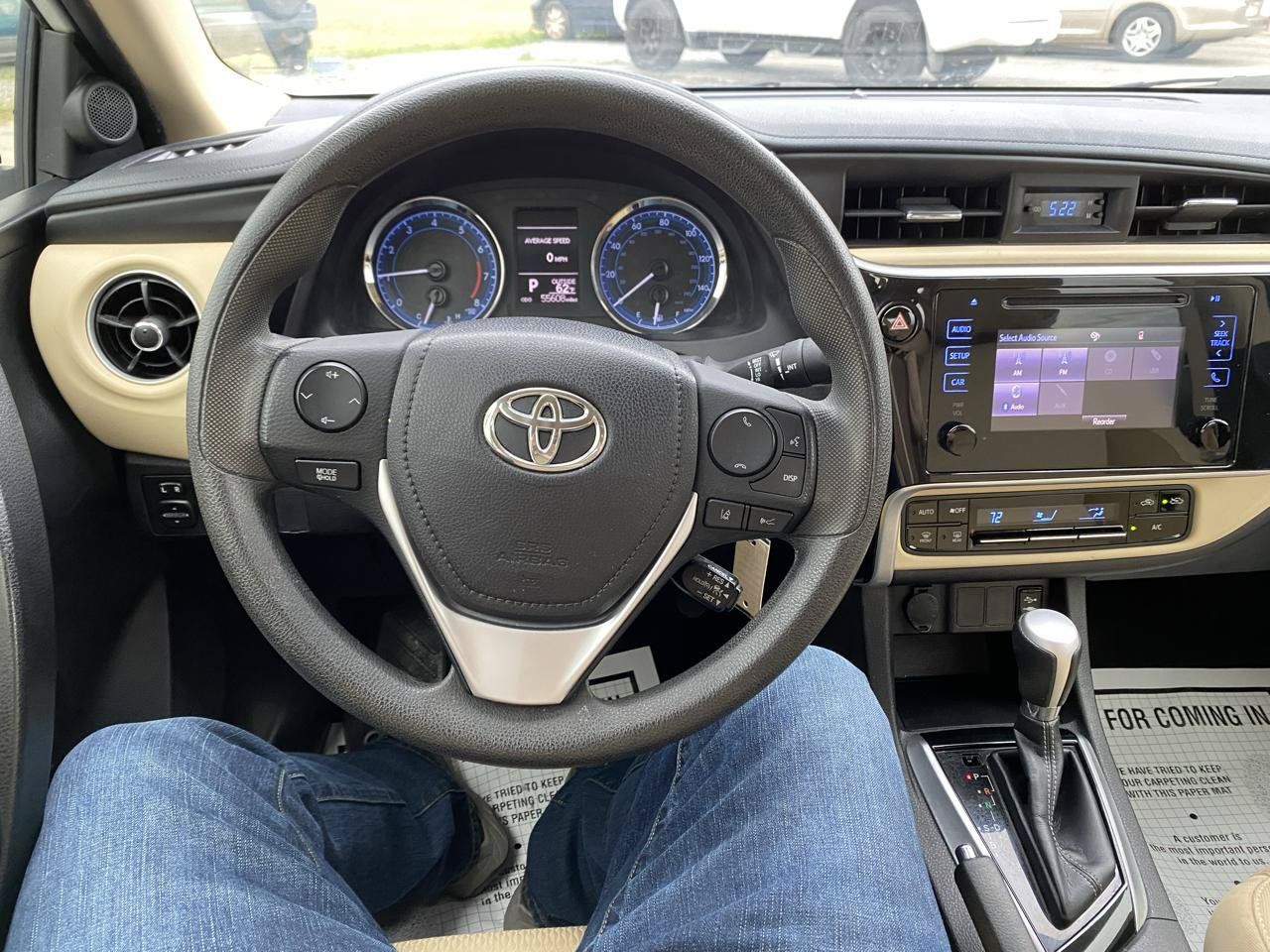 Used 2018 Toyota Corolla LE FWD image 10