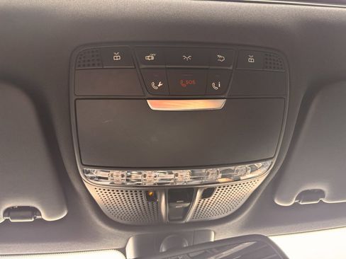 Used 2018 Mercedes-Benz C 300 Sedan image 22