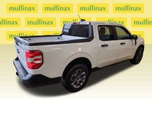 Used 2025 Ford Maverick XLT w/ XLT Luxury Package image 3