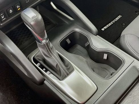 Used 2023 Nissan Frontier SV w/ SV Convenience Package RWD image 17