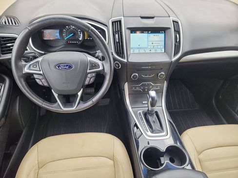 Used 2017 Ford Edge SEL w/ Equipment Group 201A AWD/4WD image 10