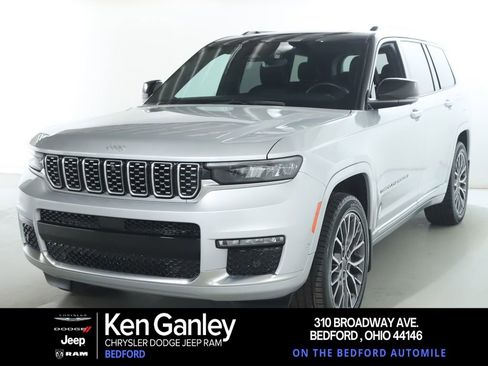 Used 2024 Jeep Grand Cherokee L Summit AWD/4WD image 1