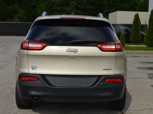Used 2015 Jeep Cherokee Latitude image 5