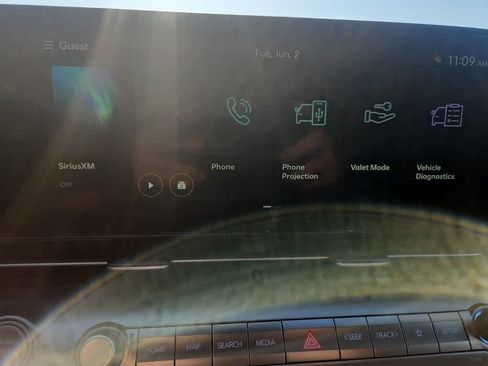 Used 2025 Hyundai Kona SEL FWD image 15