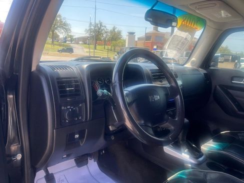 Used 2008 HUMMER H3 Luxury image 18