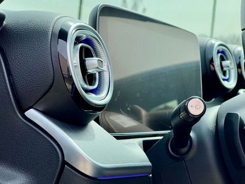 Certified 2023 Mercedes-Benz C 300 4MATIC Sedan image 36