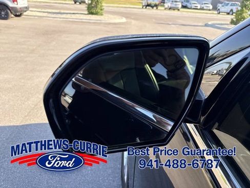 Used 2022 Ford Expedition XLT AWD/4WD image 8