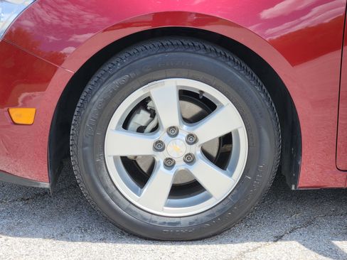Used 2015 Chevrolet Cruze LT FWD image 10