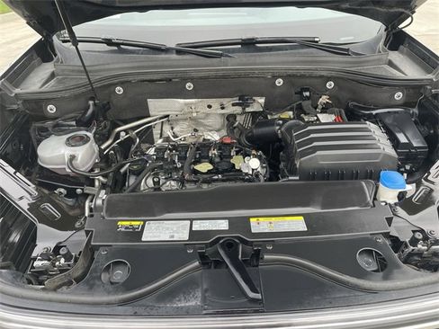 Used 2024 Volkswagen Atlas SE image 29