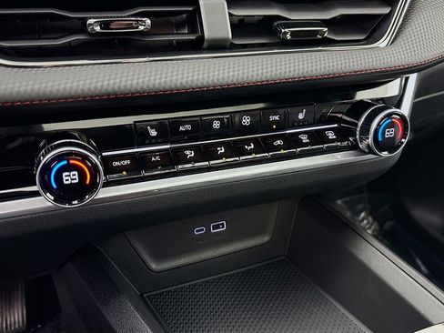 New 2026 Chevrolet Equinox RS image 16