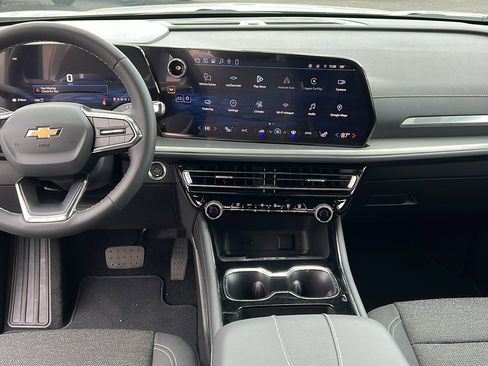 New 2026 Chevrolet Traverse LT w/ Driver Confidence Package image 15