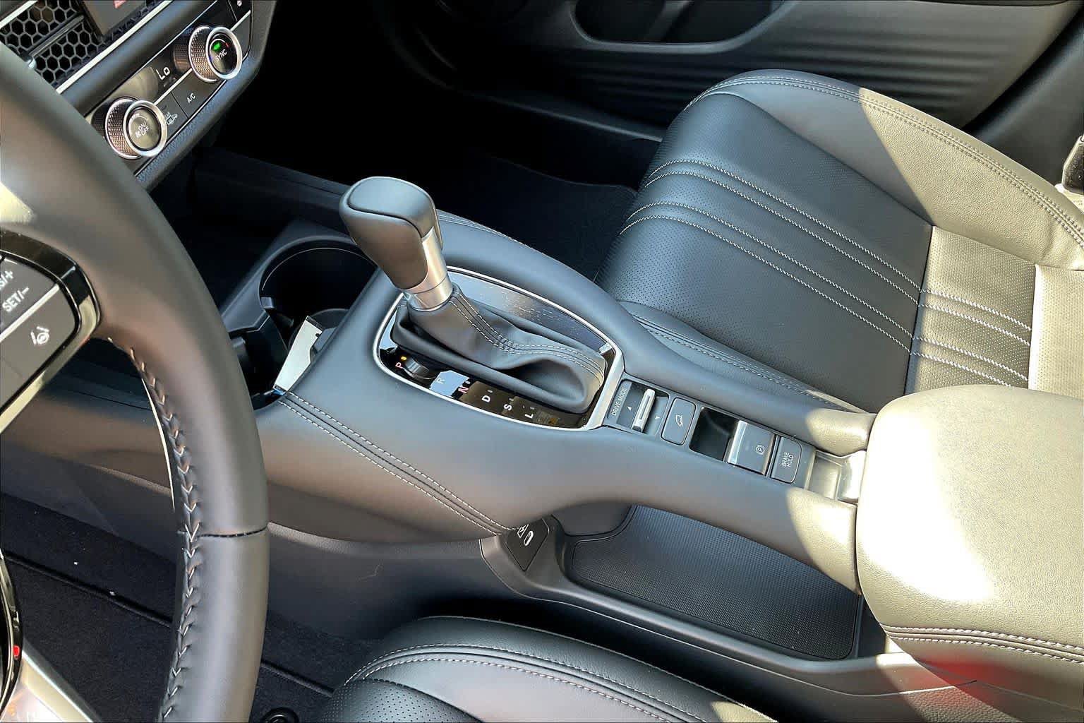 New 2027 Honda HR-V EX-L image 7