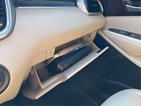 Used 2019 Kia Sorento EX w/ EX Touring Package FWD image 31