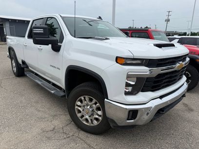 Used 2025 Chevrolet Silverado 3500 LT w/ Safety Package